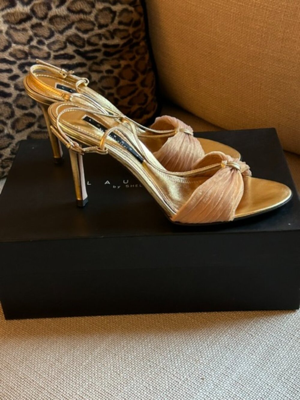 "Larissa" gold stiletto sandals - Laundry by Shelli Segal - NEVER WORN! sz 8